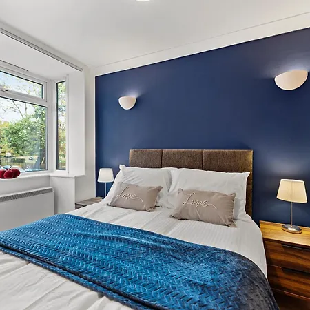 Plaza - Centrally Located, Contractor Friendly Apartamento Leeds (West Yorkshire)